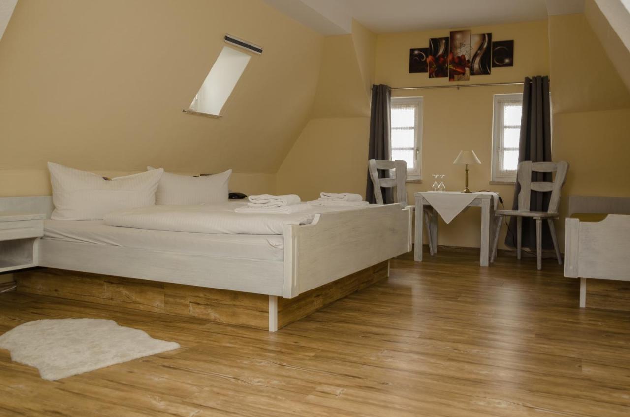 Hotel Rheingraf Камп-Борнхофен Екстериор снимка