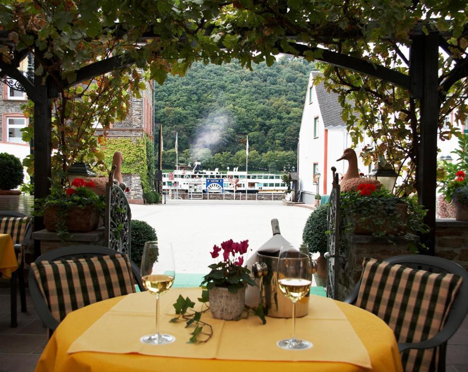 Hotel Rheingraf Камп-Борнхофен Екстериор снимка