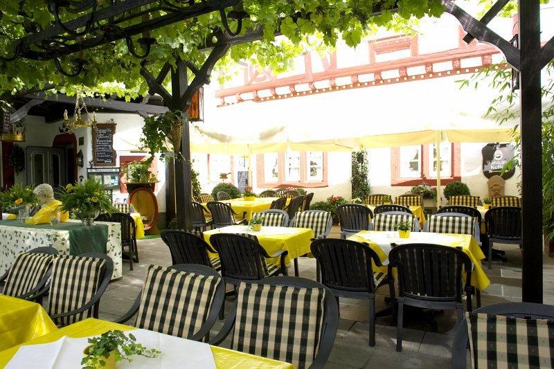 Hotel Rheingraf Камп-Борнхофен Екстериор снимка